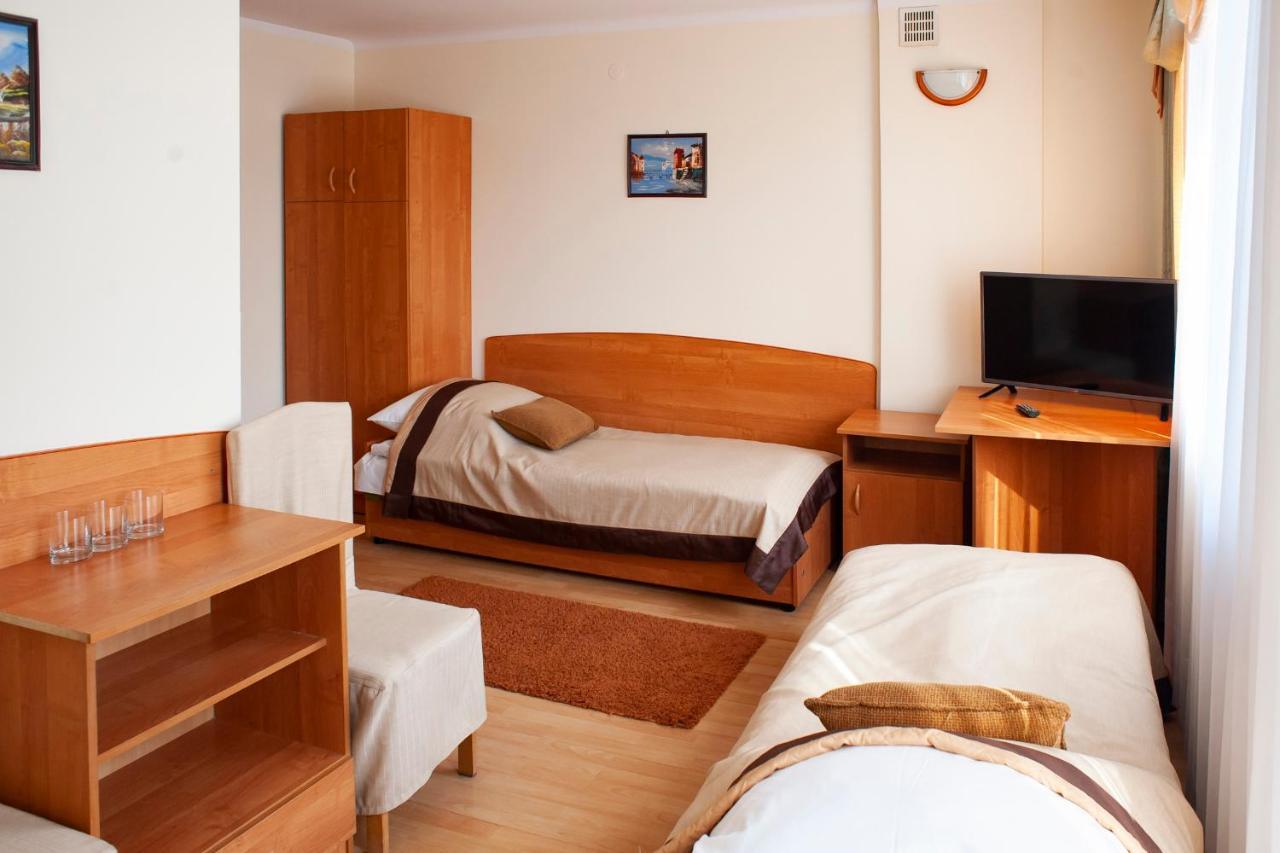 Hotel Livia فوومين المظهر الخارجي الصورة
